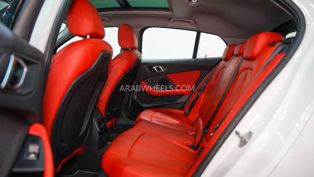 بي إم دبليو الفئة الأولى 2023 for Sale in أبو ظبي Image-6