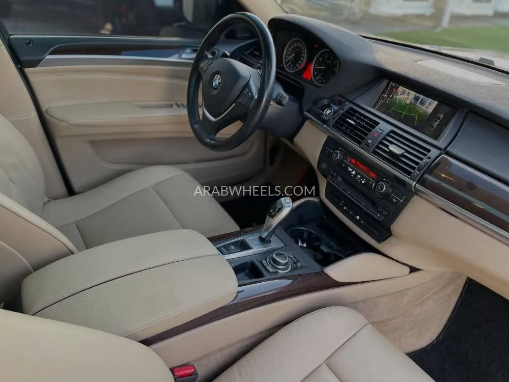 BMW X6 2014 for Sale in Sharjah Image-6