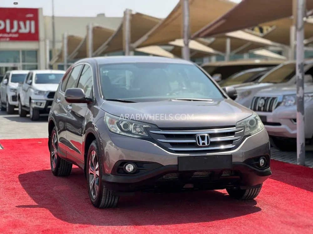 Honda CR-V 2013 for Sale in Sharjah Image-2