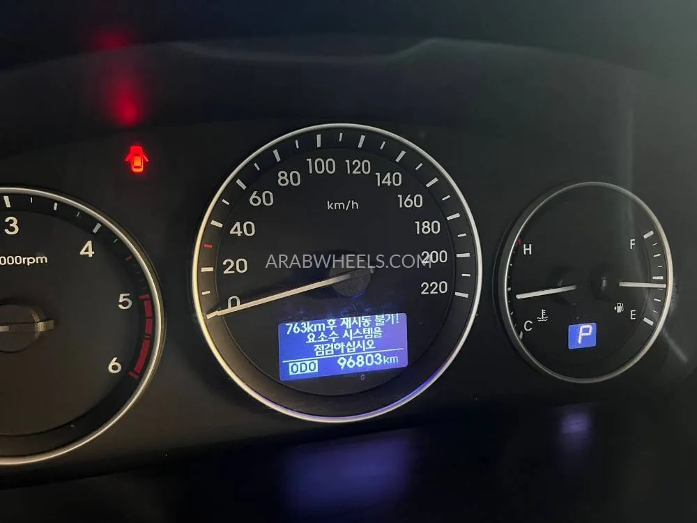 هيونداي إتش-1 ستاريكس 2021 for Sale in الشارقة Image-8