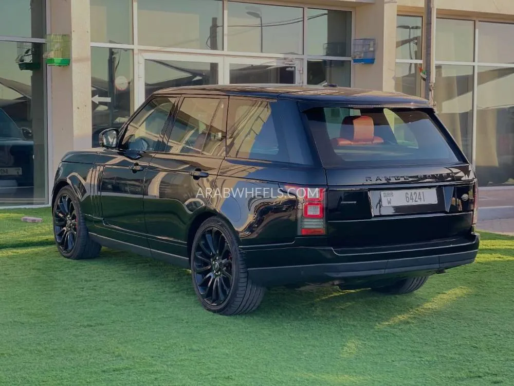 Land Rover Range Rover 2015 for Sale in Sharjah Image-4