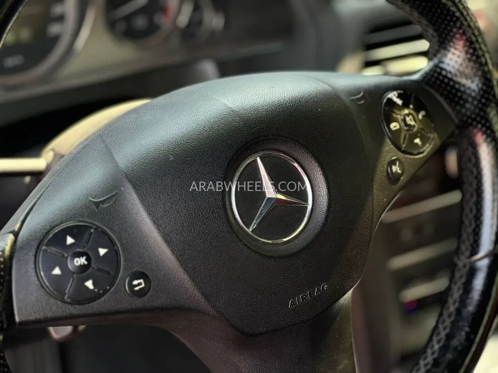 Mercedes Benz E Class 2011 for Sale in Sharjah Image-12