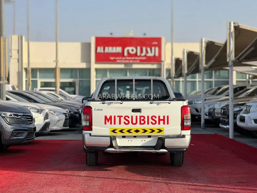 Mitsubishi L200 2022 for Sale in Sharjah Image-6