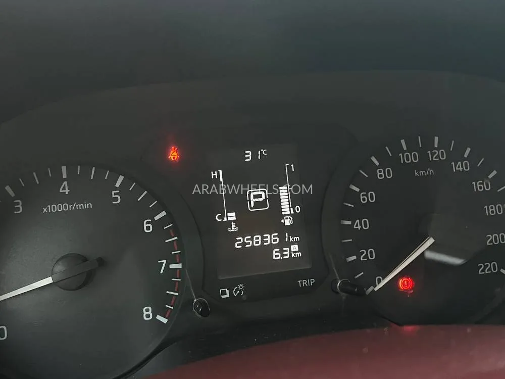 Nissan Navara 2019 for Sale in Sharjah Image-8