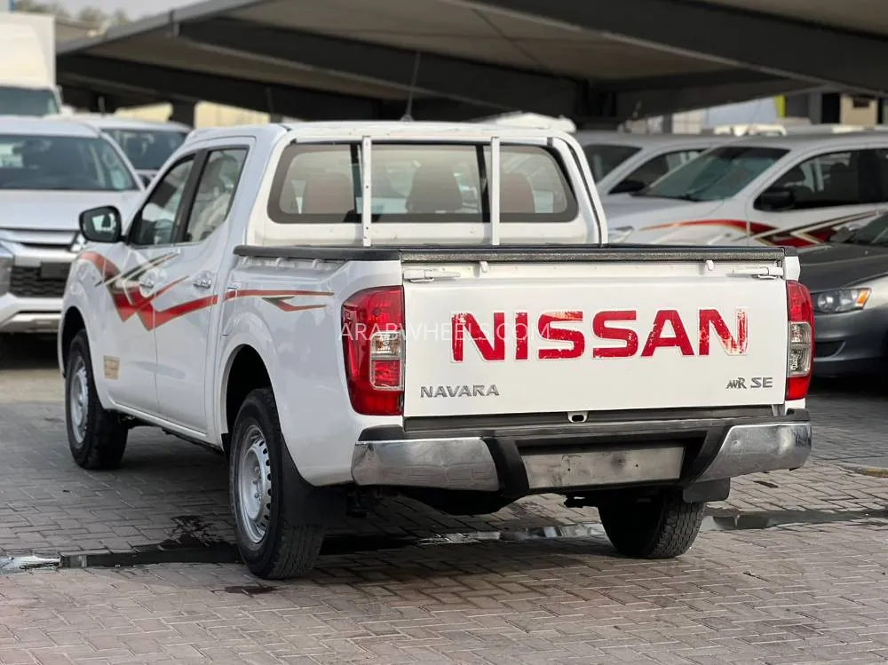 Nissan Navara 2020 for Sale in Sharjah Image-5