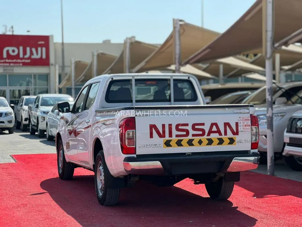 Nissan Navara 2020 for Sale in Sharjah Image-5
