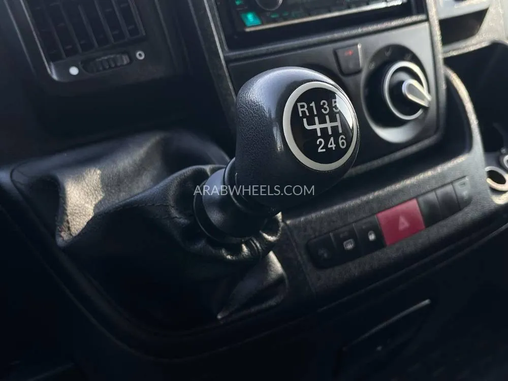 Peugeot Boxer 2021 for Sale in Sharjah Image-14