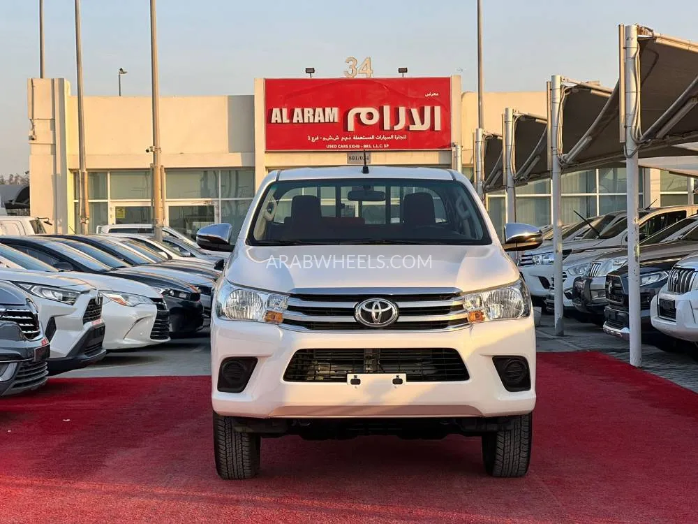 تويوتا هايلوكس 2024 for Sale in الشارقة Image-3