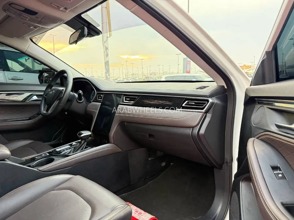 جاك J7 2023 for Sale in الشارقة Image-11