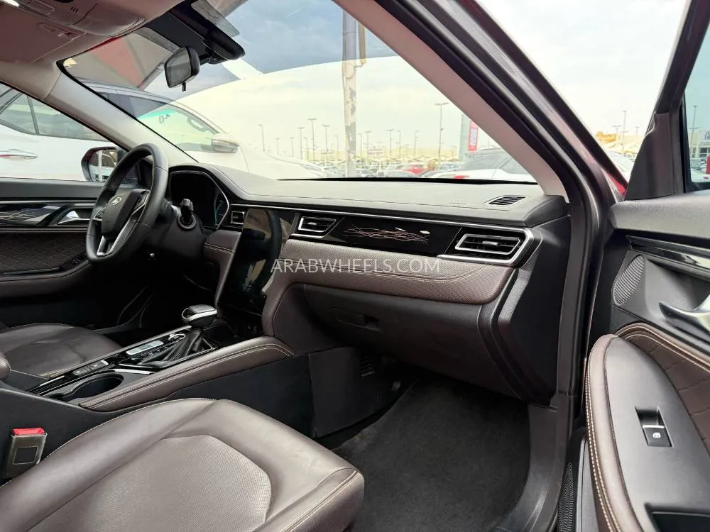 JAC J7 2023 for Sale in Sharjah Image-11