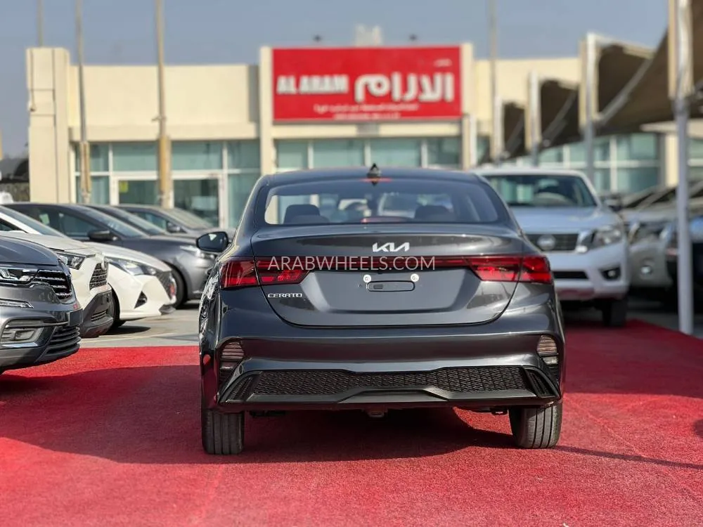 Kia Cerato 2023 for Sale in Sharjah Image-6