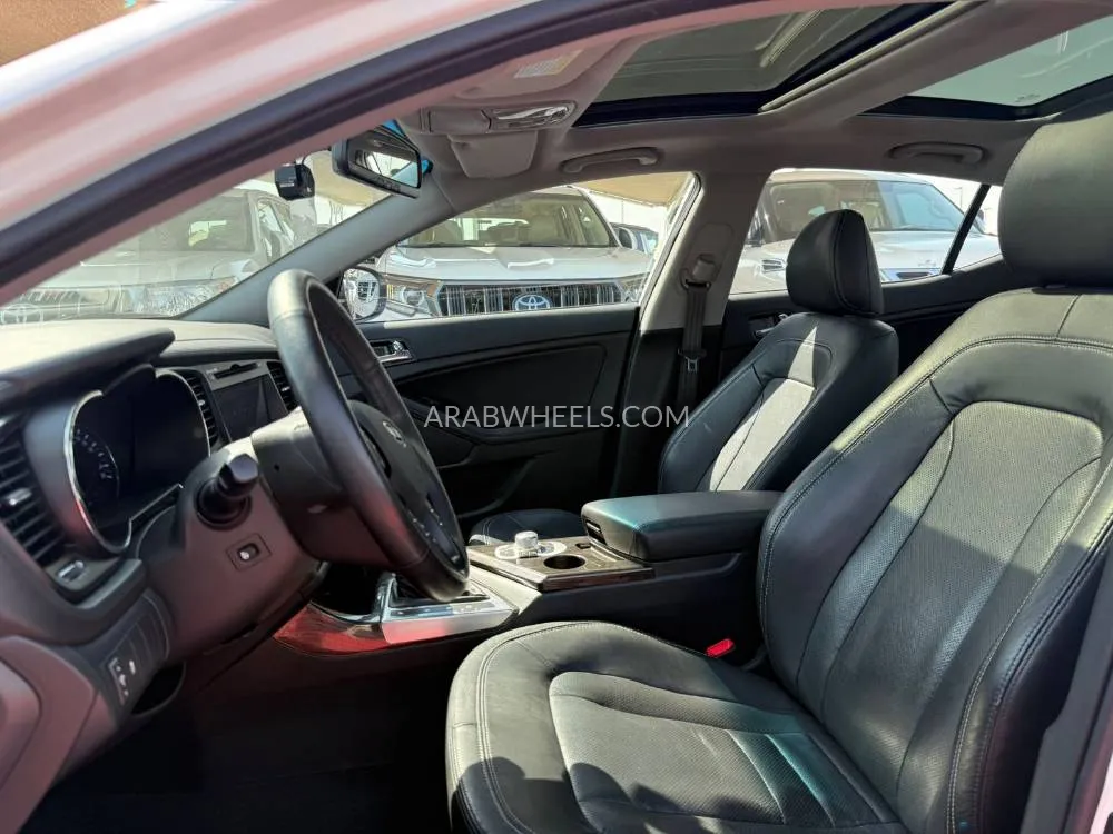 Kia Optima 2012 for Sale in Sharjah Image-11