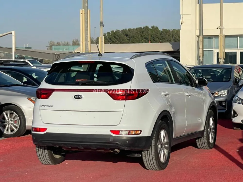 Kia Sportage 2019 for Sale in Sharjah Image-7