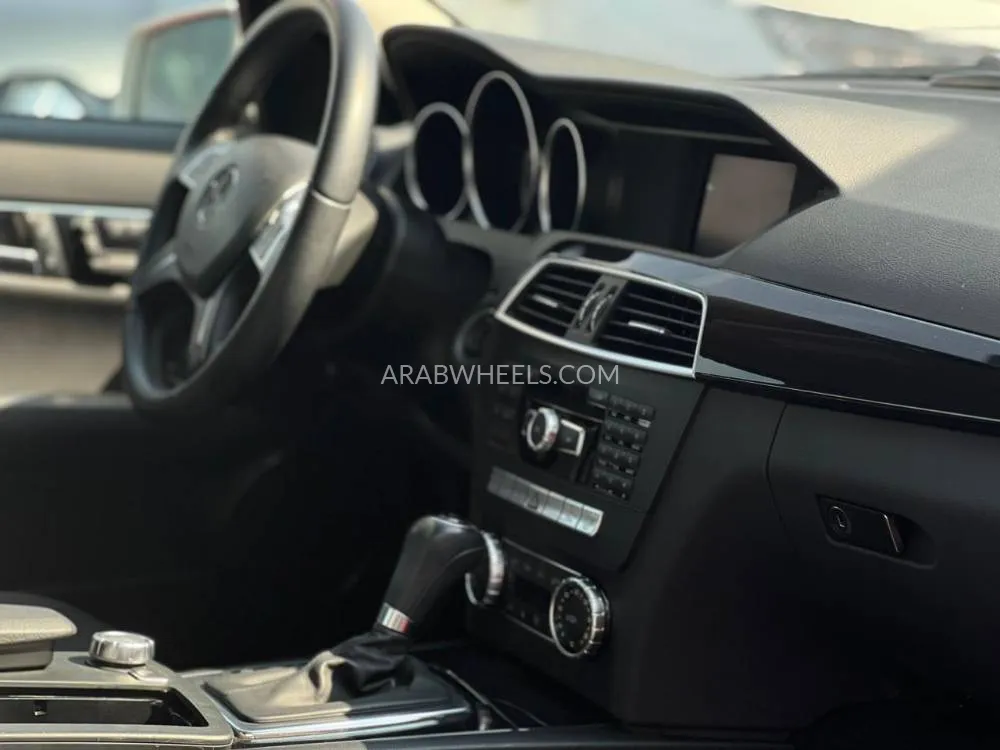 Mercedes Benz C Class 2012 for Sale in Sharjah Image-9