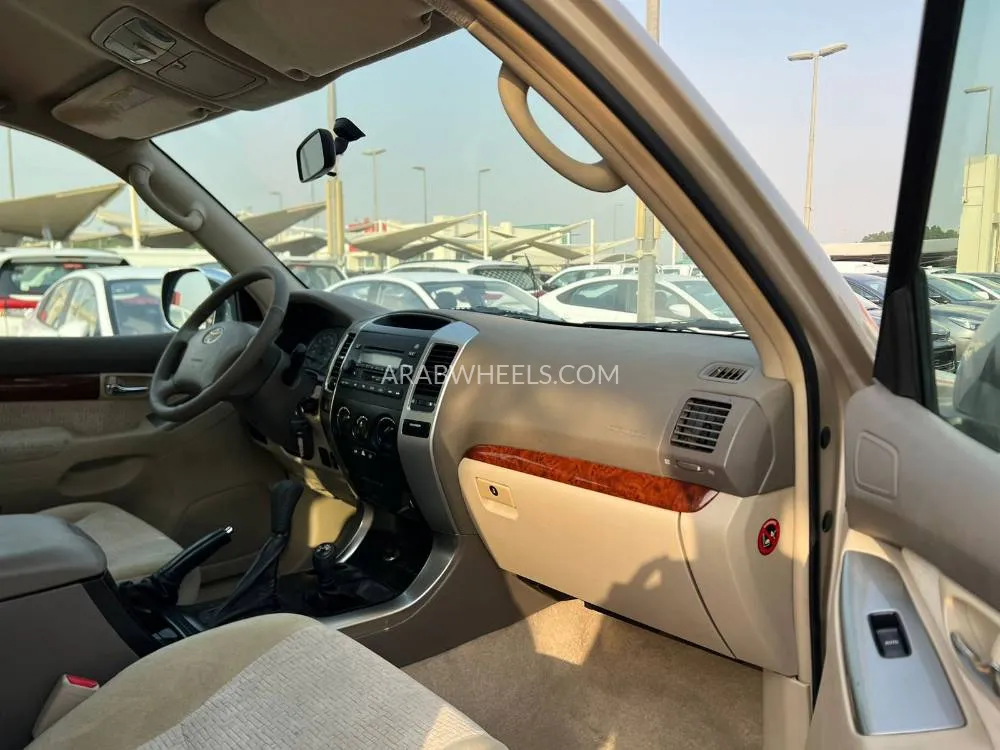 Toyota Land Cruiser Prado 2020 for Sale in Sharjah Image-11