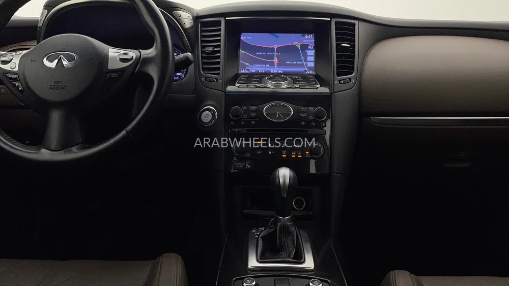 Infiniti QX70 2020 for Sale in Dubai Image-14