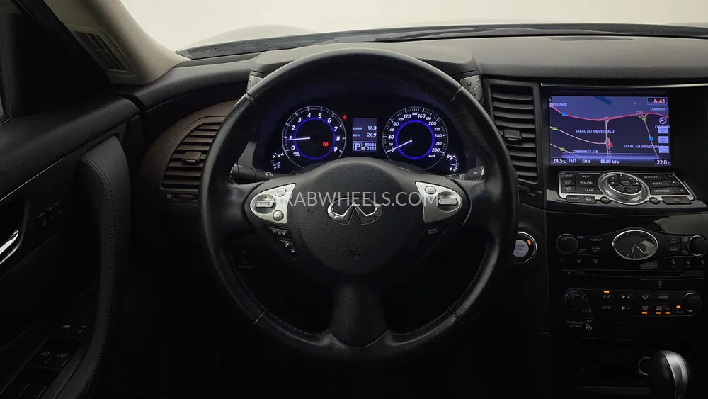 Infiniti QX70 2020 for Sale in Dubai Image-19