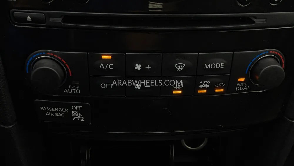 Infiniti QX70 2020 for Sale in Dubai Image-47