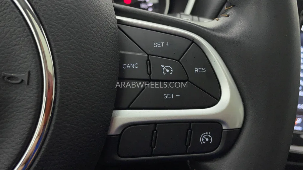 جيب كومباس 2020 for Sale in دبي Image-49