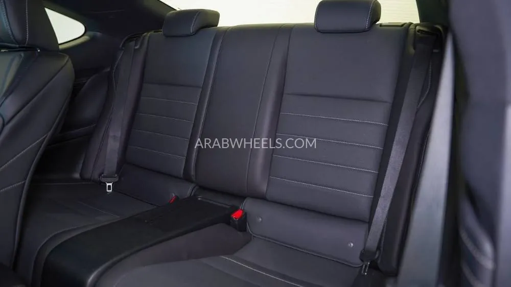 لكزس RC 2021 for Sale in الشارقة Image-9