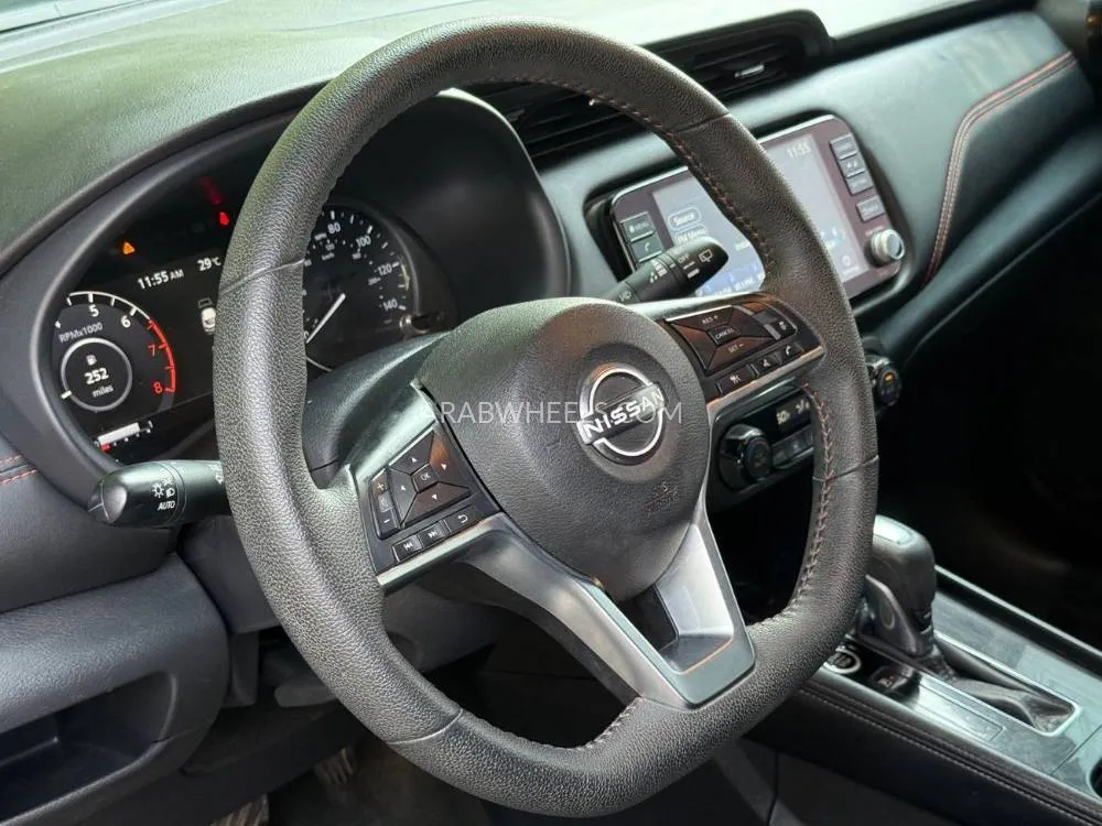 Nissan Kicks 2024 for Sale in Sharjah Image-9