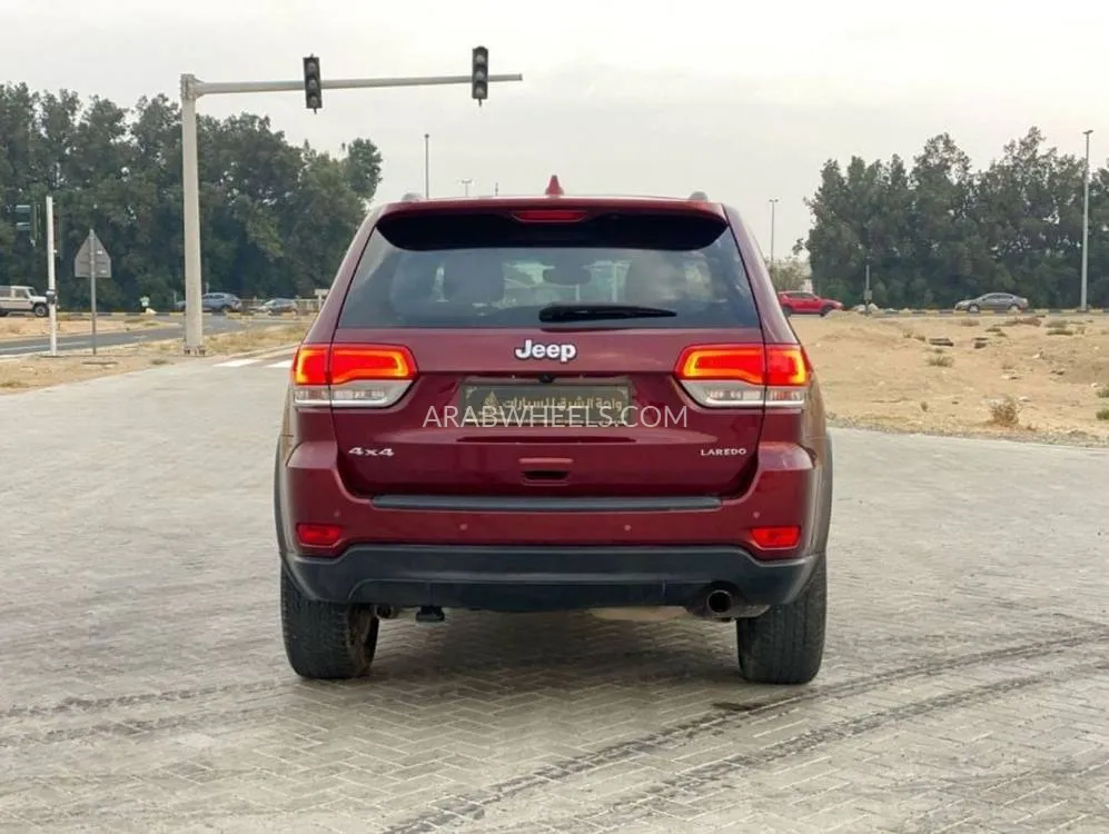 جيب شيروكي 2017 for Sale in الشارقة Image-4