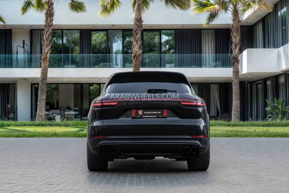 Porsche Cayenne 2019 for Sale in Dubai Image-9