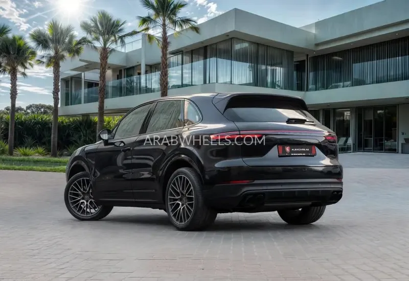 Porsche Cayenne 2019 for Sale in Dubai Image-8