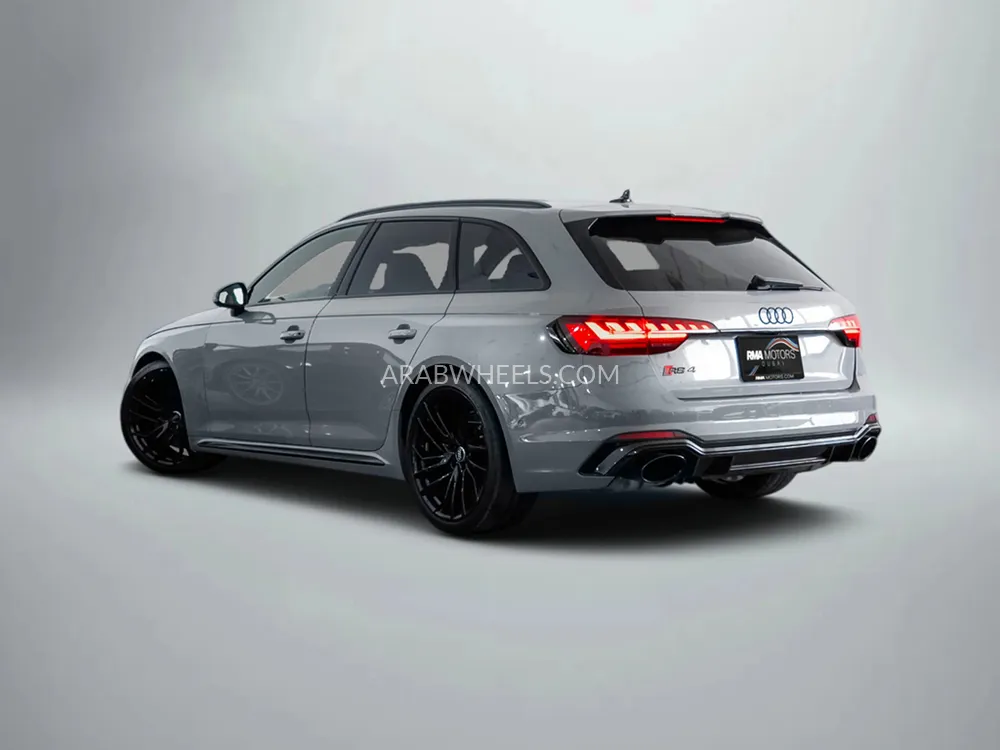 Audi RS4 2021 for Sale in Dubai Image-2