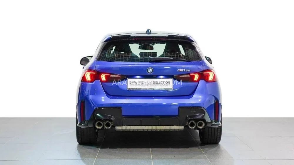 بي إم دبليو الفئة الأولى 2025 for Sale in أبو ظبي Image-15