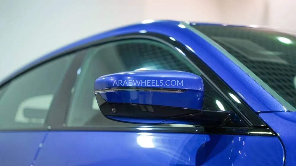 بي إم دبليو آي 4 2025 for Sale in أبو ظبي Image-15