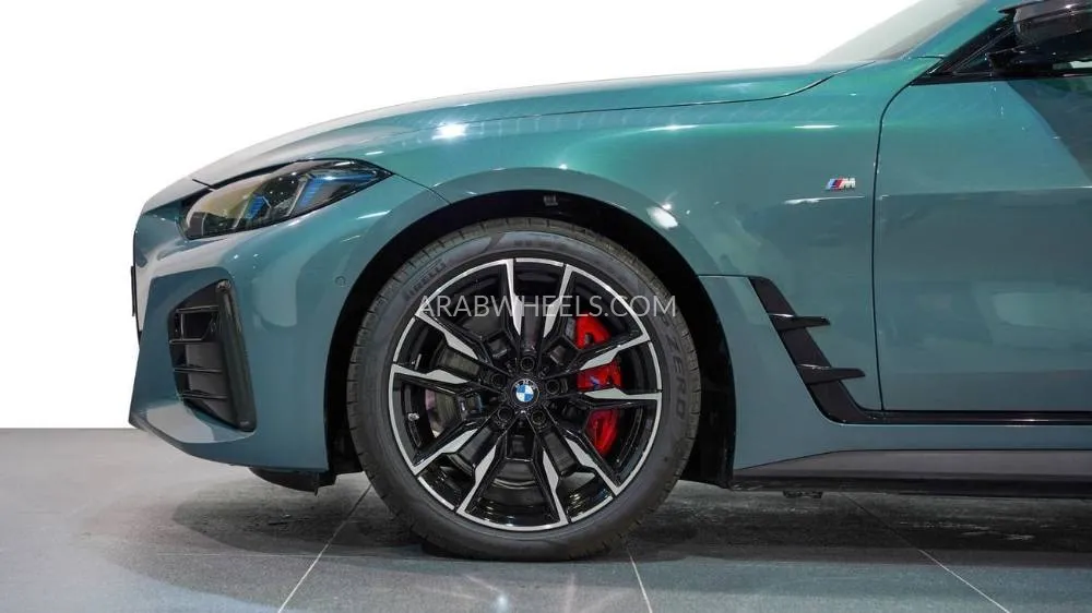 بي إم دبليو آي 4 2025 for Sale in أبو ظبي Image-16