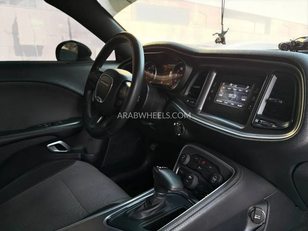 Dodge Challenger 2015 for Sale in Dubai Image-16