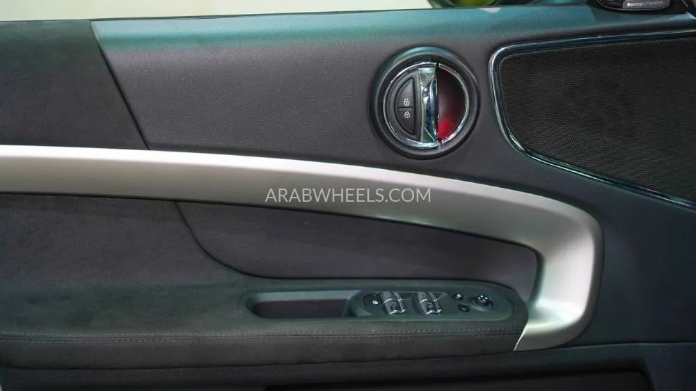 Mini Cooper 2024 for Sale in Abu Dhabi Image-9