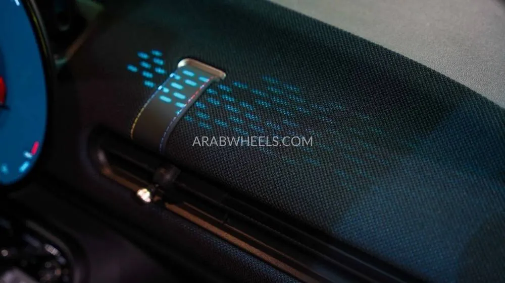 Mini Cooper 2025 for Sale in Abu Dhabi Image-6