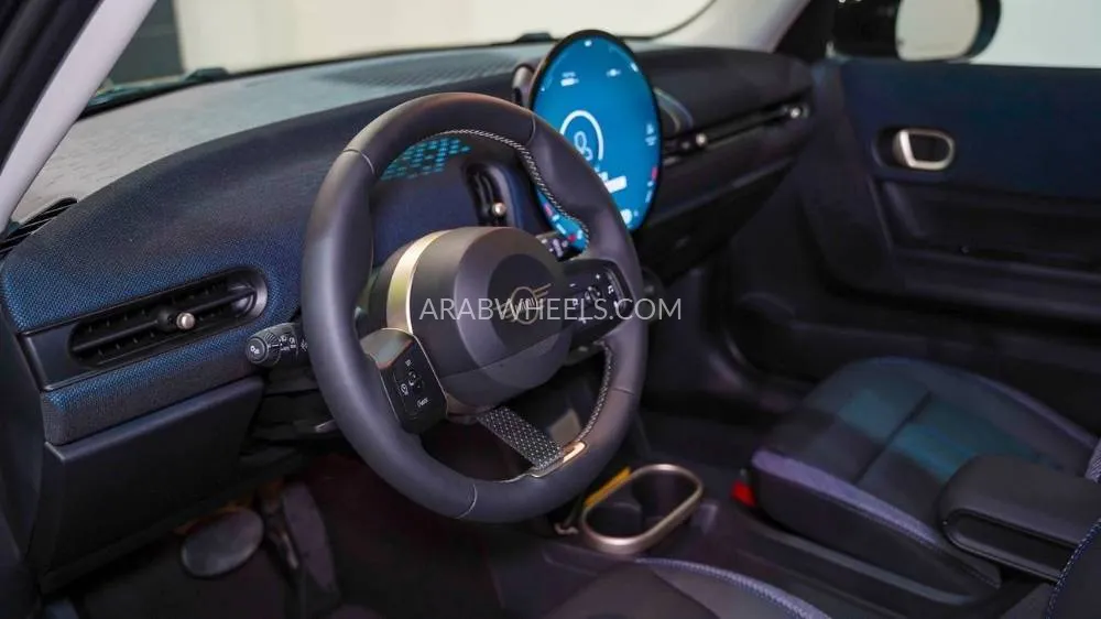 Mini Cooper 2025 for Sale in Abu Dhabi Image-4