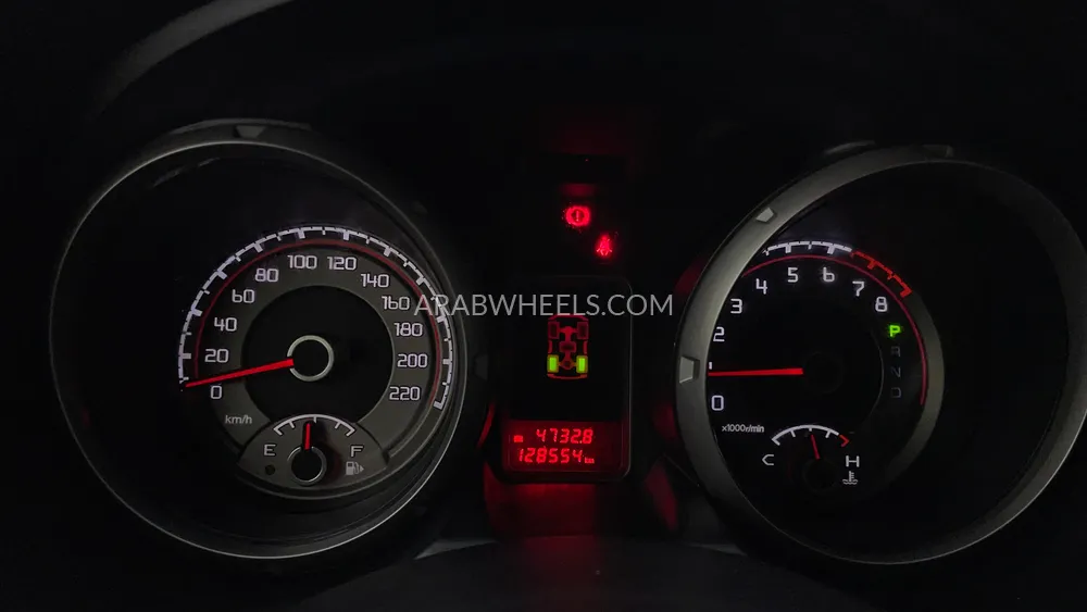 ميتسوبيشي باجيرو 2020 for Sale in دبي Image-13