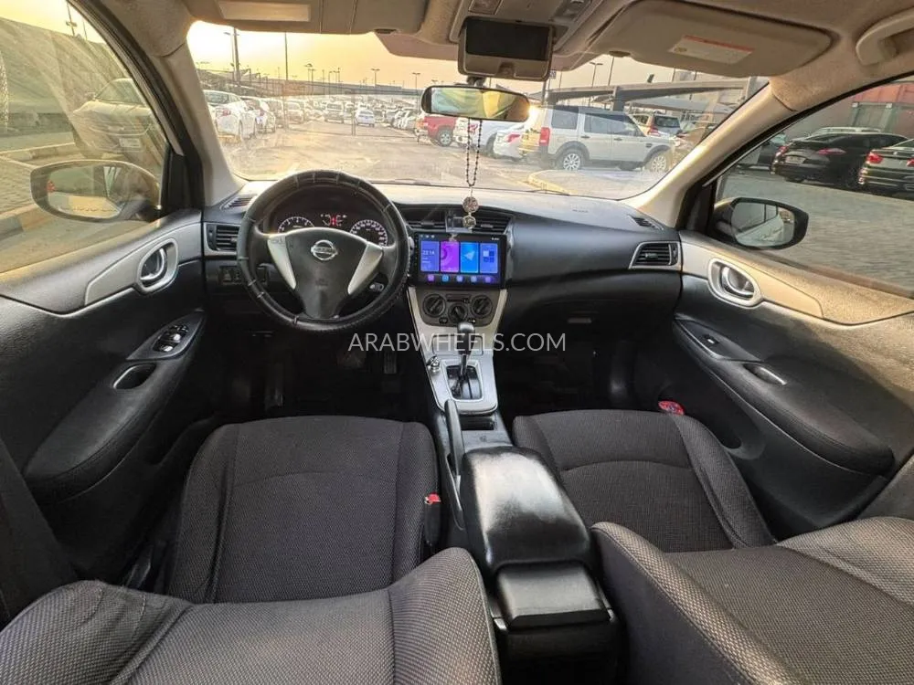 Nissan Tiida 2014 for Sale in Sharjah Image-11
