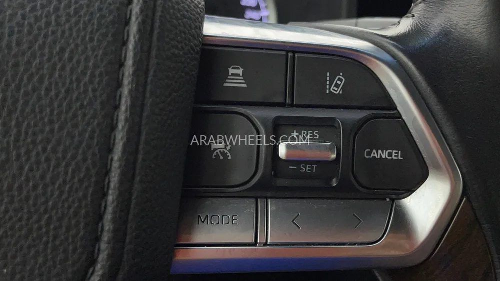Toyota Land Cruiser 2023 for Sale in Dubai Image-46