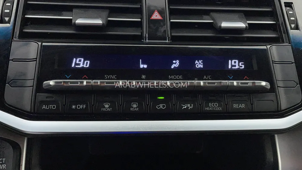 Toyota Land Cruiser 2023 for Sale in Dubai Image-50