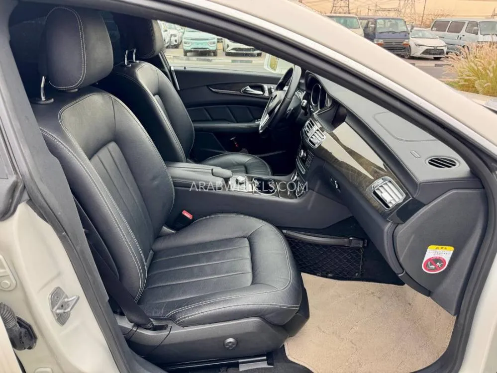 Mercedes Benz CLS Class 2012 for Sale in Dubai Image-14
