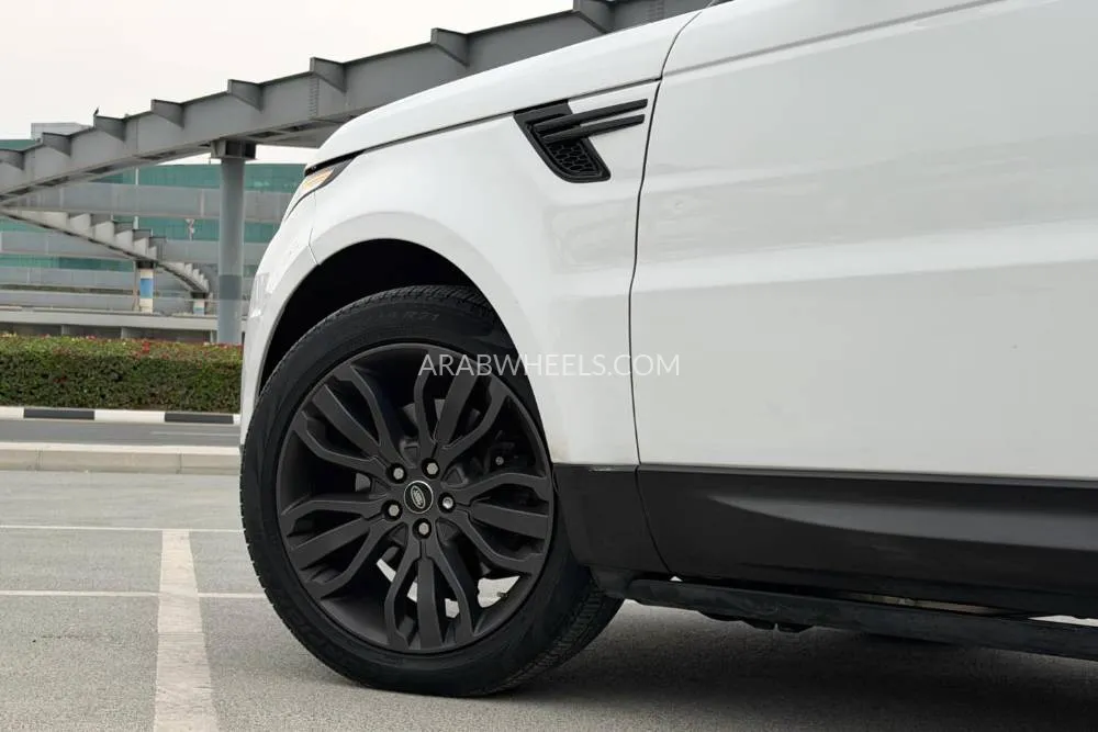 لاند روفر رينج روفر سبورت 2017 for Sale in دبي Image-9