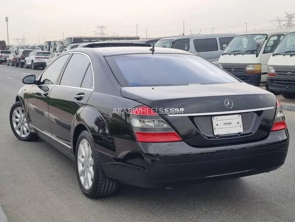 Mercedes Benz CLS Class 2007 for Sale in Dubai Image-6
