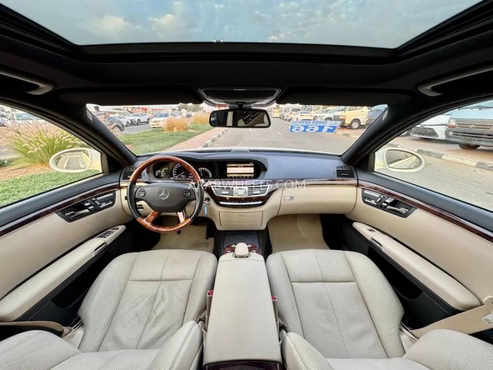 Mercedes Benz CLS Class 2007 for Sale in Dubai Image-11