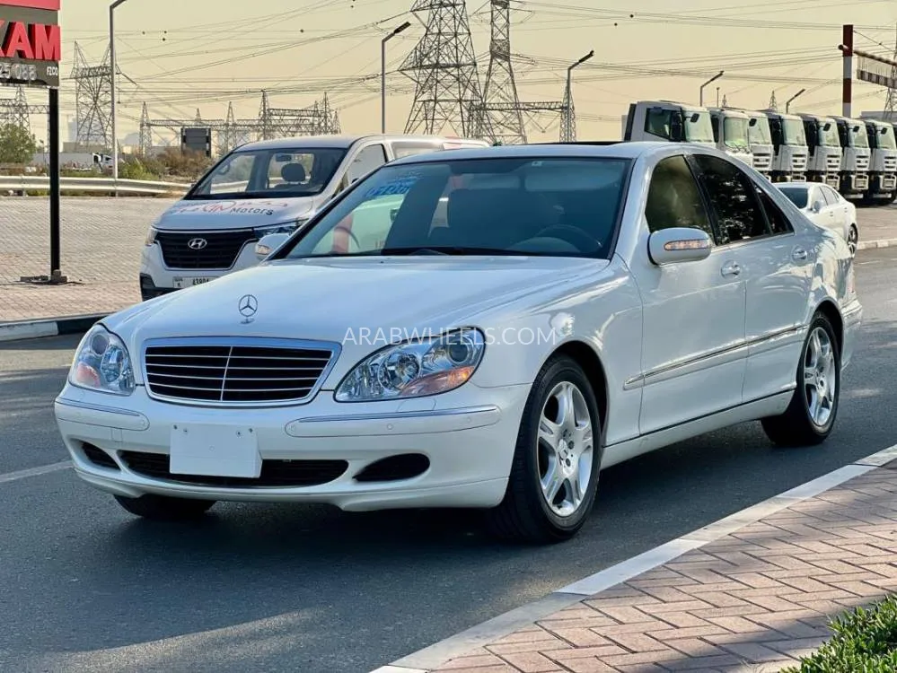 Mercedes Benz CLS Class 2004 for Sale in Dubai Image-4