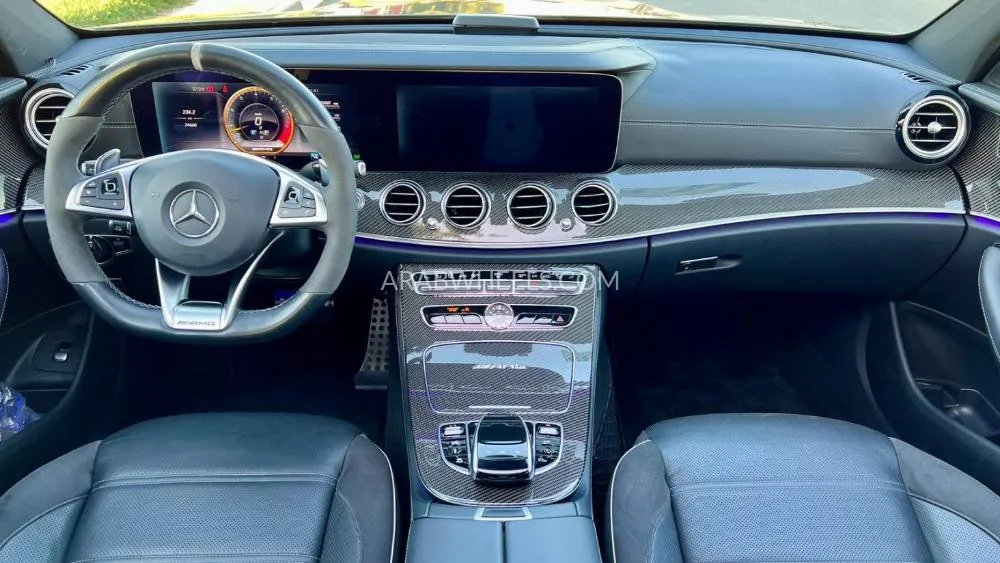 Mercedes Benz E Class 2018 for Sale in Dubai Image-10