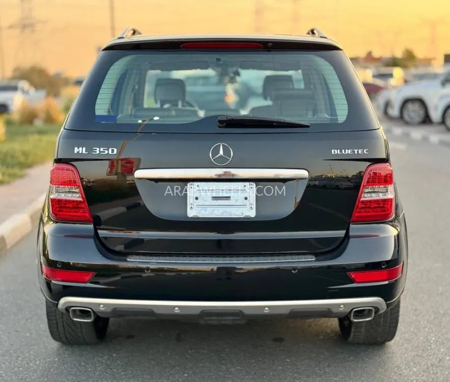 مرسيدس بنز ML Class 2010 for Sale in دبي Image-6