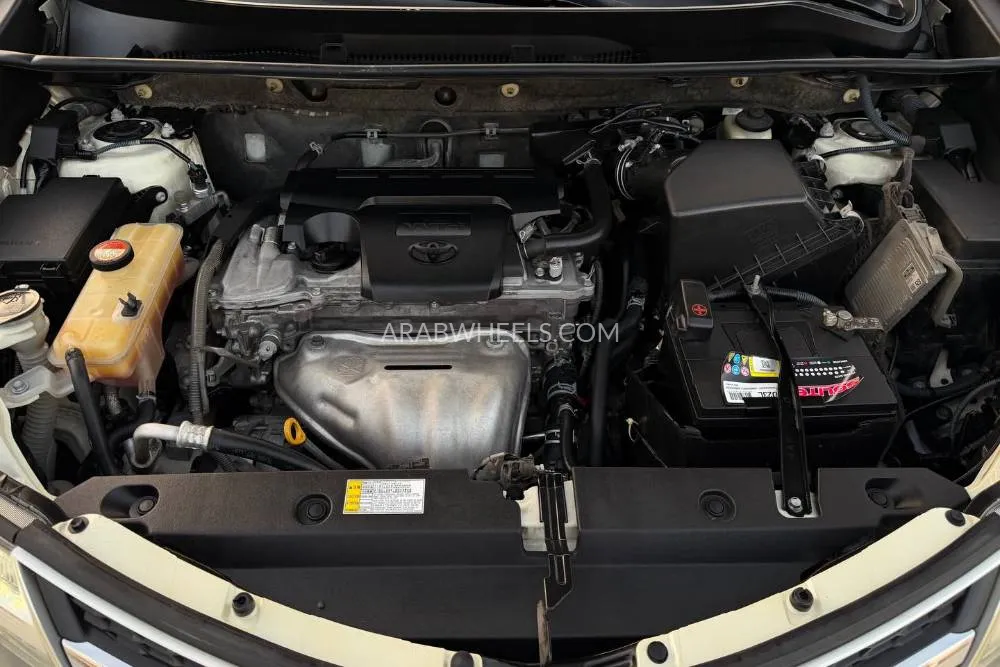 Toyota Rav4 2015 for Sale in Dubai Image-2