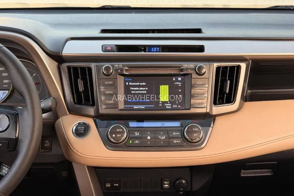 Toyota Rav4 2015 for Sale in Dubai Image-5