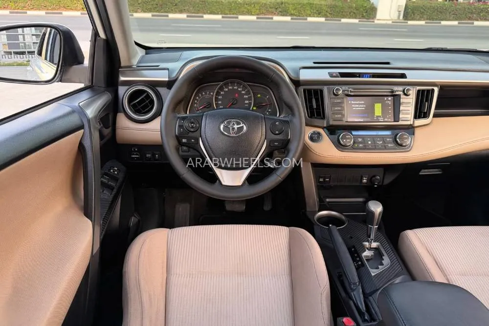 Toyota Rav4 2015 for Sale in Dubai Image-11